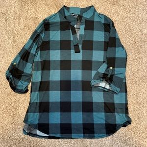 Teal plaid shirt 3/4 length sleeves